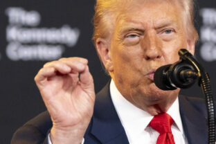 75716_trump_93036 640x420.jpg