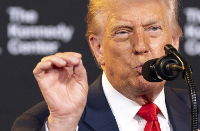 75716_trump_93036 640x420.jpg