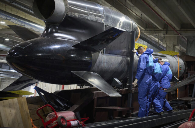 75995_ukraine_drone_factory_32383 640x420.jpg