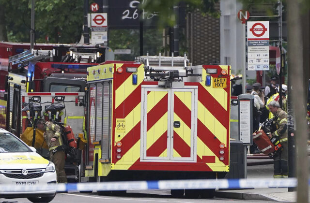 76085_britain_london_fire_80497 fbcb97a706e04030acafce5421fbb2a0 1 640x420.jpg