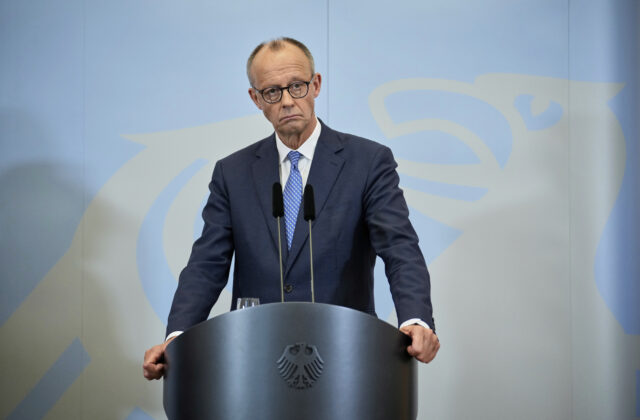 76302_germany_military_politics_21894 640x420.jpg