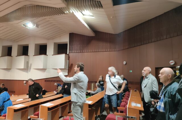 76963_predseda peticneho vyboru alexander riabov 640x420.jpg