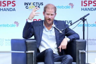 77077_japan_prince_harry_37598 640x420.jpg