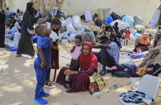 77168_libya_migrants_28694 640x420.jpg