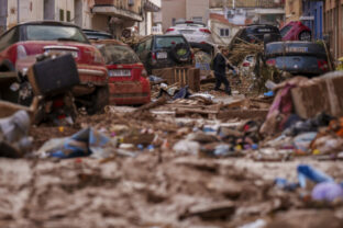 78233_spain_floods_87153 640x420.jpg