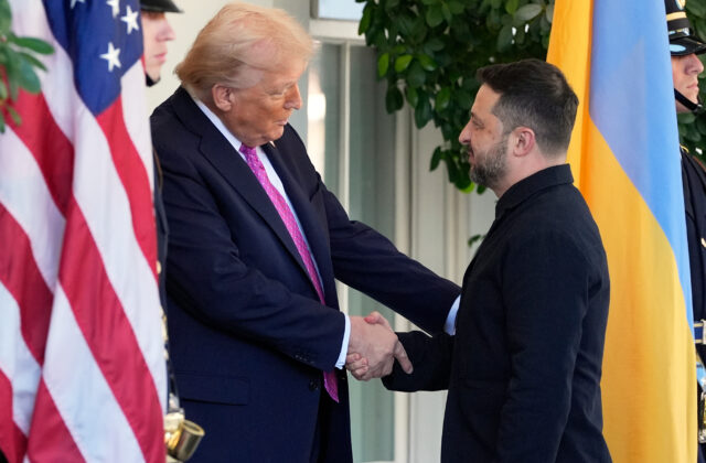 78462_trump_zelenskyy_40404 640x420.jpg