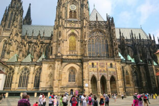 78516_gettyimages 2235351231 640x420.jpg