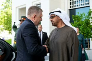 78561_robert fico mohamed bin zayed 640x420.jpg