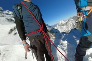 78563_horski zachranari pomahali 28 rocnemu turistovi ktory sa vybral na gerlachovsky stit bez dostatocneho vybavenia na vysokohorsku turistiku 640x420.jpeg