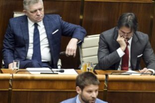 78701_robert fico robert kalinak michal simecka 640x420.jpg