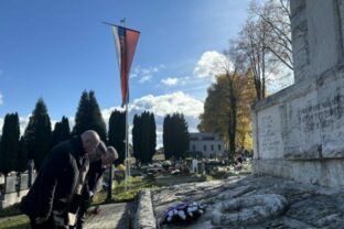 78955_572841224_1328451472626740_711589379286790049_n 640x420.jpg