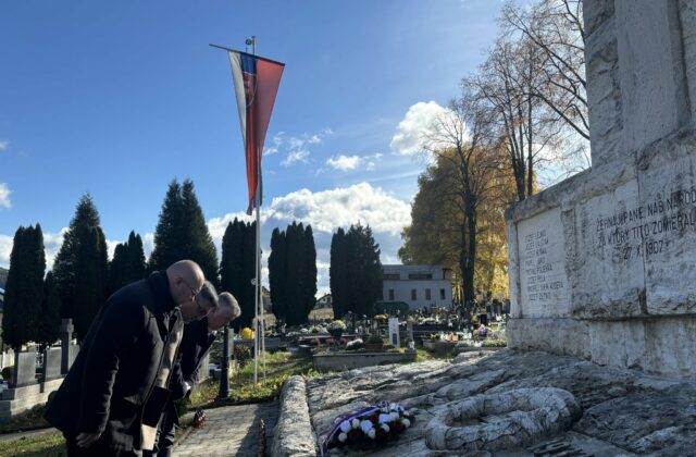 78955_572841224_1328451472626740_711589379286790049_n 640x420.jpg