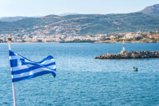 79019_gettyimages 1072418152 640x420.jpg