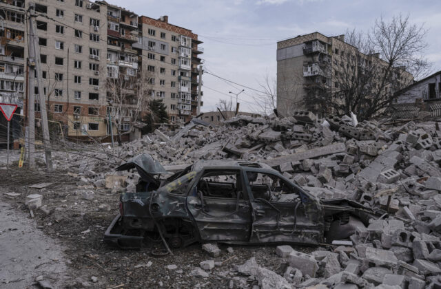 79032_russia_ukraine_war_42820 3 640x420.jpg