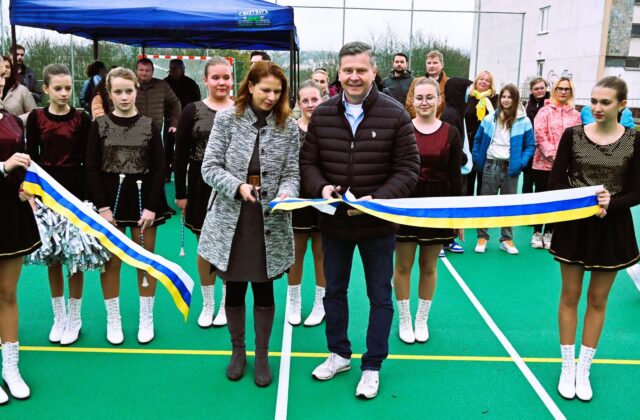 79453_578579598_1220157620142597_8412075876644525103_n 640x420.jpg