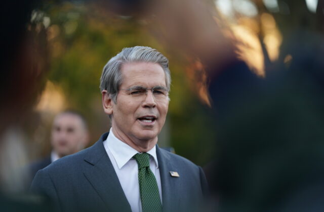 79535_trump_31620 640x420.jpg