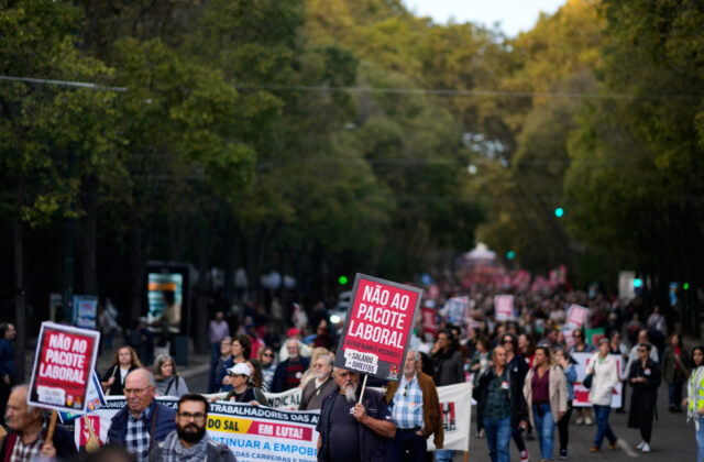 79687_portugal_labour_reform_protest_69694 640x420.jpg