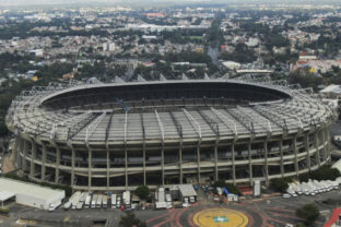 79693_mexico azteca_stadium_61458 640x420.jpg