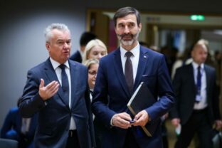 79942_585496093_1150731013886389_5104833617650452409_n 640x420.jpg