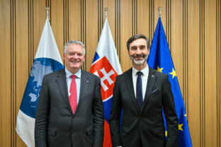 80113_6925610059e7c877605280 640x420.jpg