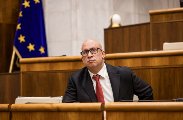 80176_68f7a5f53dfe2656312958 640x420.jpg