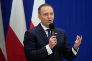 80351_poland_president_100_days_71059 640x420.jpg