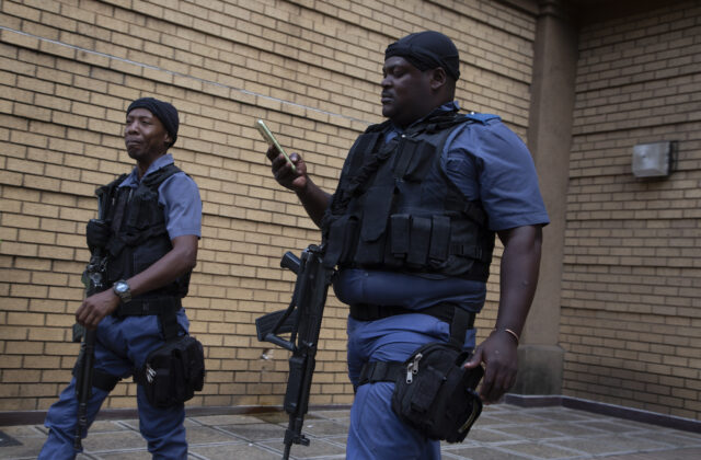 80635_south_africa_parliament_speaker_69733 640x420.jpg