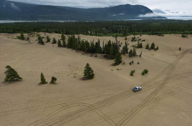 80655_canada_yukon_dunes_33635 640x420.jpg