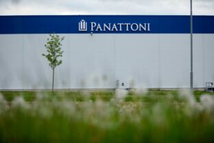 80976_panattoni_500t m2 breeam outstanding_ 640x420.jpg