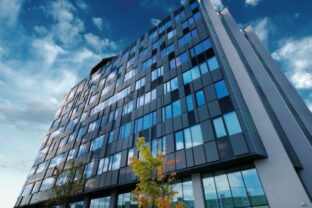 80989_budova vszp 1 003 640x420.jpeg