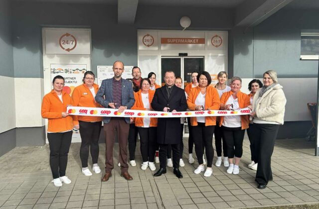 81054_slavnostne otvorenie 24_7 v novoti 640x420.jpg