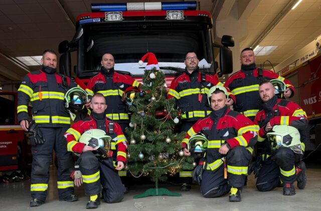 81225_hasici vianoce 640x420.jpg