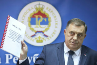 81241_bosnia_srebrenica_un_47665 scaled 1 640x420.jpg