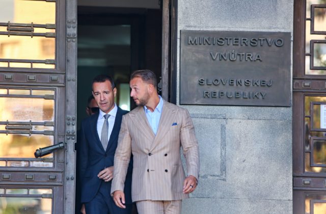 81586_66d6d13a60806788082881 640x420.jpg