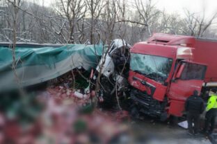 81667_nehoda_zvolen_2 640x420.jpg