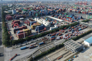 81725_china_trade_69913 640x420.jpg