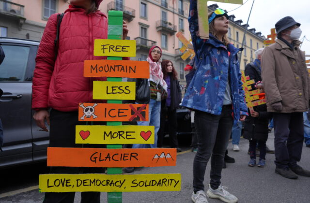 82476_milan_cortina_olympics protest_40410 640x420.jpg