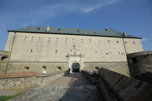 82493_cerveny kamen 640x420.jpg