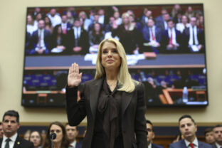 82617_aptopix_congress_bondi_47547 640x420.jpg