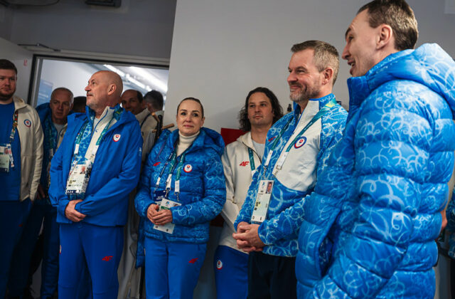 82658_55092264808_922829a680_c 640x420.jpg