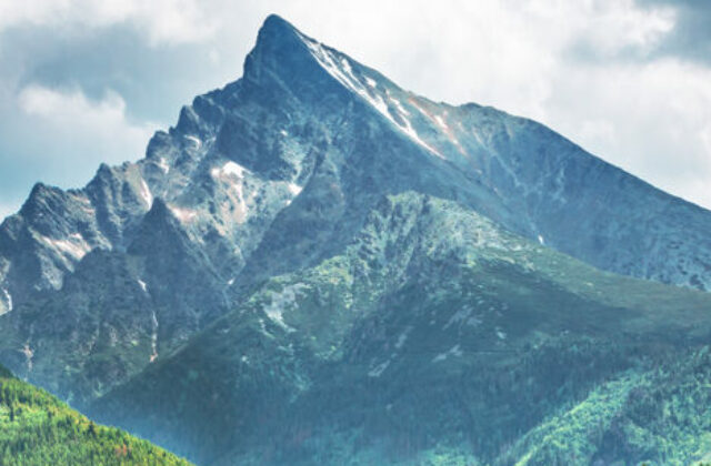 82695_vysoke tatry krivan e1766826127397 640x420.jpg