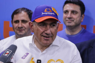 88981_armenia_election_71541 640x420.jpg