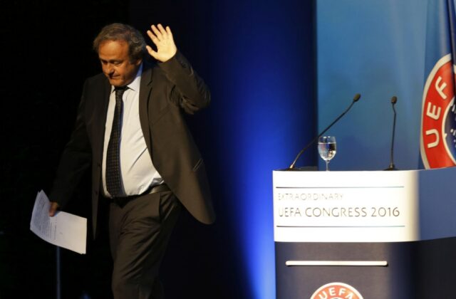 89128_platini odisiel s cistym svedomim zbohom priatelia futbalu 640x420.jpg