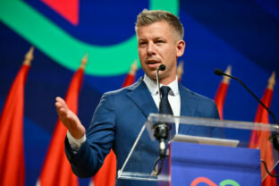 89181_hungary_election_91954 scaled 1 640x420.jpg