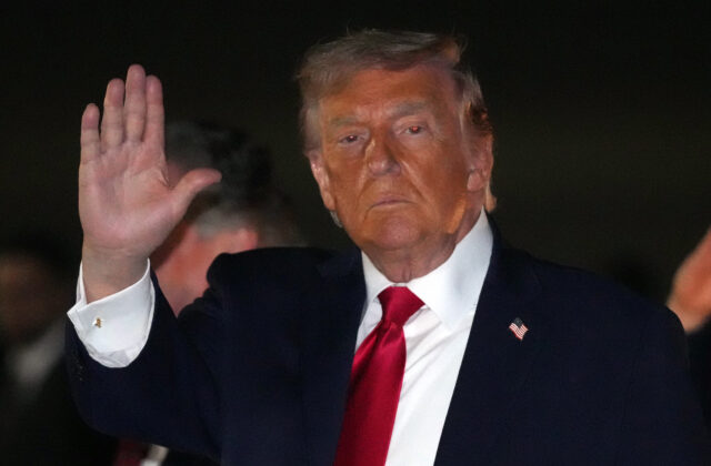 89370_trump_28993 640x420.jpg