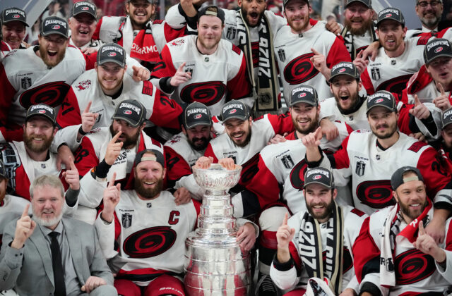 89629_stanley_cup_hurricanes_golden_knights_hockey_1921_ 640x420.jpg