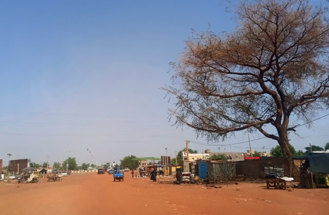 90047_niger_gunfire_39417 640x420.jpg