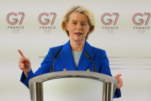 90072_france_g7_summit_64357 640x420.jpg