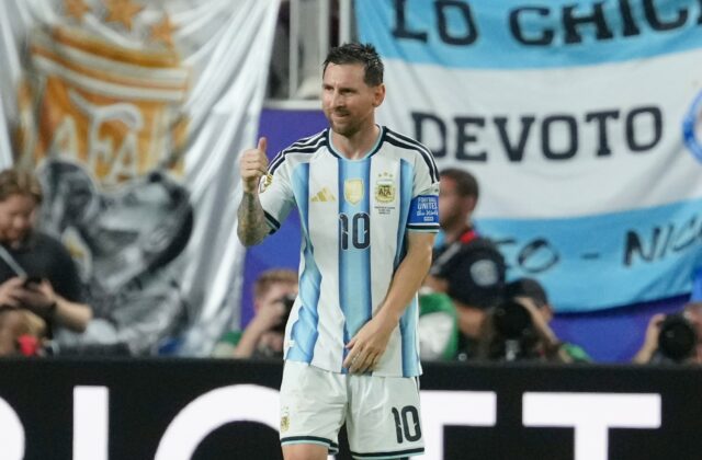 90242_algeria_argentina_wcup_soccer_14997 640x420.jpg