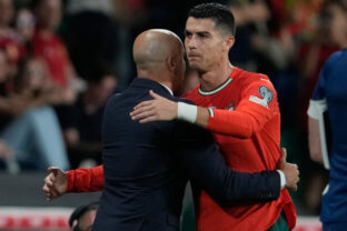 90499_portugal_hungary_wcup_soccer_65625 640x420.jpg